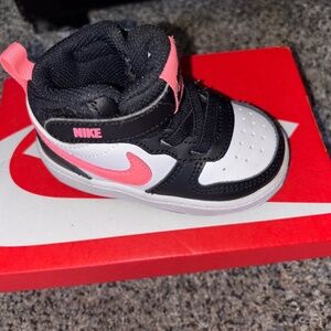 Nike Court Borough Mid 2 (Toddler size 5c)